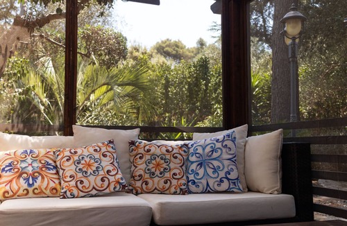 Putignano Villa | Villa 'Lorenz' with Private Terrace, Private Garden and Air Conditioning