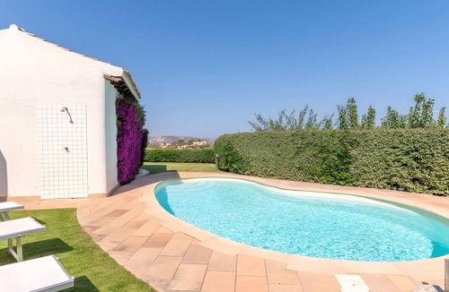 Punta Sardegna Villa | Villa 'Maddalena' with Sea View, Private Pool and Air Conditioning