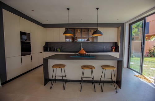 El Makina Villa | Villa Marleanis
