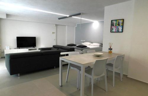 Golasecca Apartment | Villa Mattè - Leonardo accademy - Lake Maggiore - Mxp