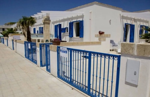 Lido Marini Villa | Villa 'Mina Uno' with Private Garden and Air Conditioning
