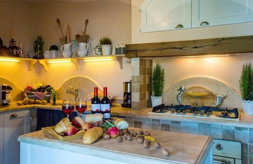 Peccioli Villa | Villa Monte - private villa ideal for families