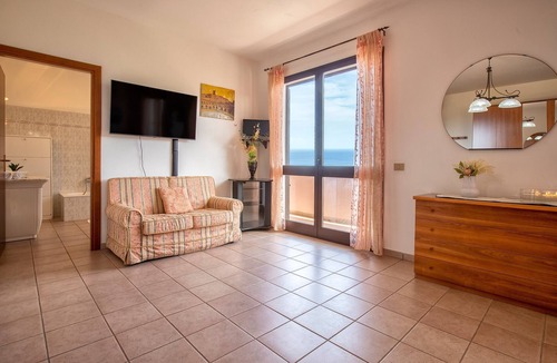 Castelsardo Villa | Villa 'Patrizia' with Sea View, Wi-Fi and Air Conditioning