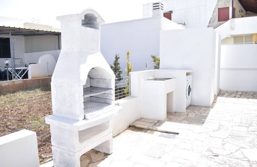 Torre Vado Villa | Villa 'Residence L'ebbrezza Del Mare' with Sea View, Wi-Fi and Air Conditioning