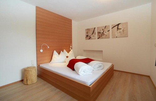 Valle San Silvestro Apartment | Villa Rienzner