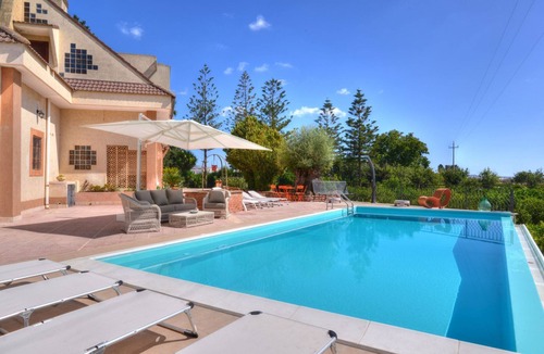 Floridia House | Villa Smeraldo with private pool