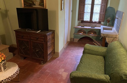 Casoli House | Villa surrounded by greenery