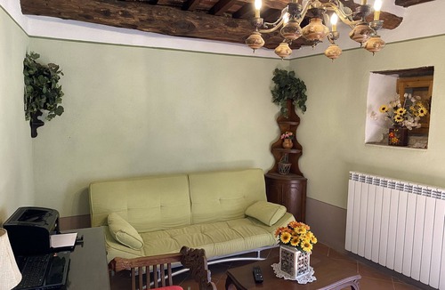 Casoli House | Villa surrounded by greenery