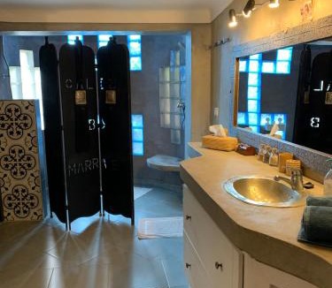 Lagouassem House | Villa with Private Pool and Garden, Fast Wi-Fi
