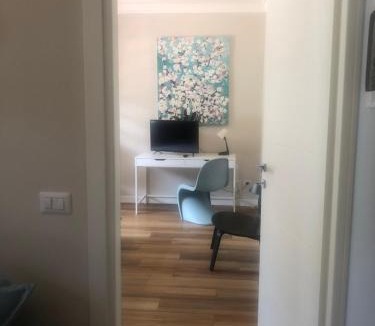 Cernobbio Apartment | Vivi Cernobbio, la sua arte, la sua magia