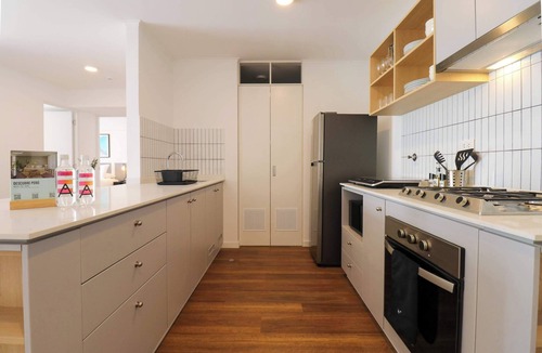 Santa Cruz Apartment | w* | Chic & Inviting 2BR w/Balcony in Miraflores