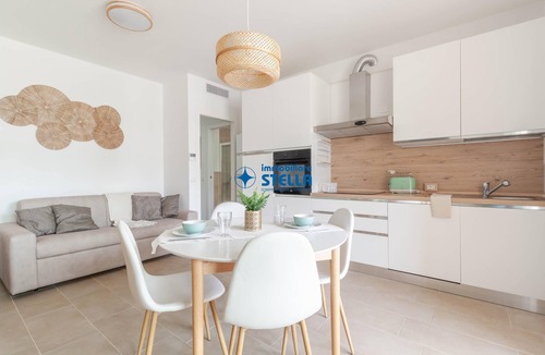 Lido di Jesolo Apartment | Wave Island * Comfort Apartment * Pool * Near to the beach.