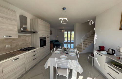 Altopascio Villa | Wonderful villa with WIFI, private pool, A/C, TV, terrace and panoramic view, close to Lucca