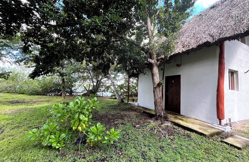 Huay-Pix Cottage | Xanthus Hotel - Cabaña 5 con vista al Lago con balcón y terraza