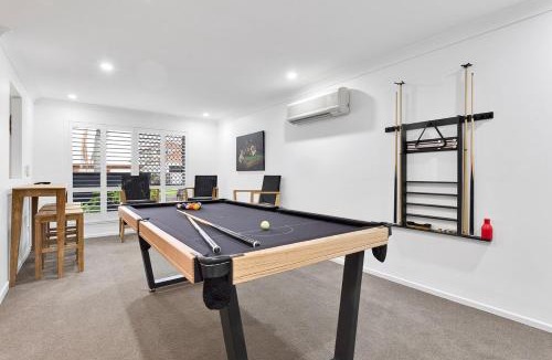 Mooloolaba House | YALLA24-Luxury Resort Style Home