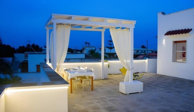 150 meters from the beach, lovely three-room apartment with terrace