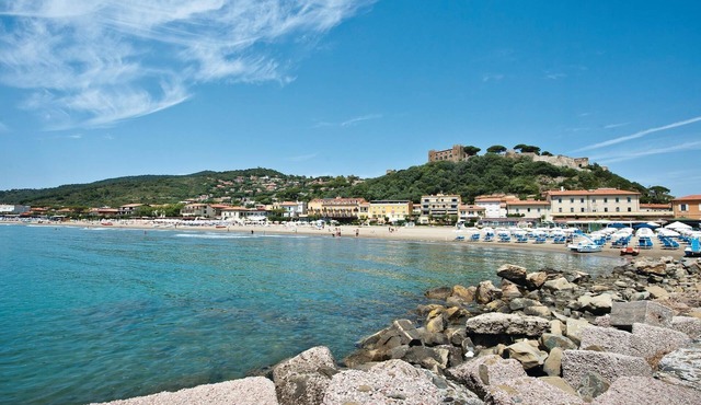 2 bedroom accommodation in Scarlino -GR-