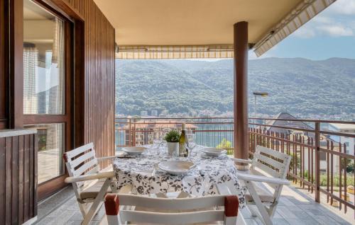 2 Bedroom Gorgeous Apartment In Omegna