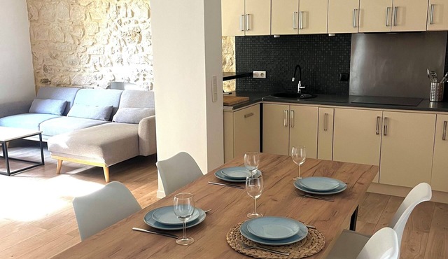 3-pieces Flat with Private Garden & BBQ