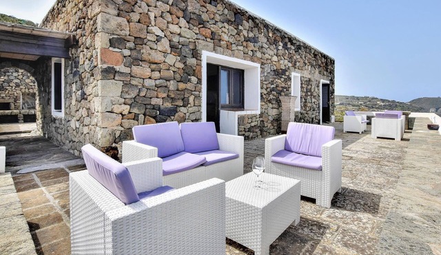 4 bedroom accommodation in Pantelleria