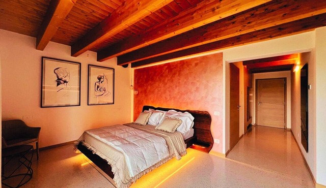 45 m² Soundproof Room with Private Bathroom and Terrace – Up to 4 Guests