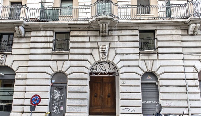A22 - Ancona, delightful studio flat right in the centre