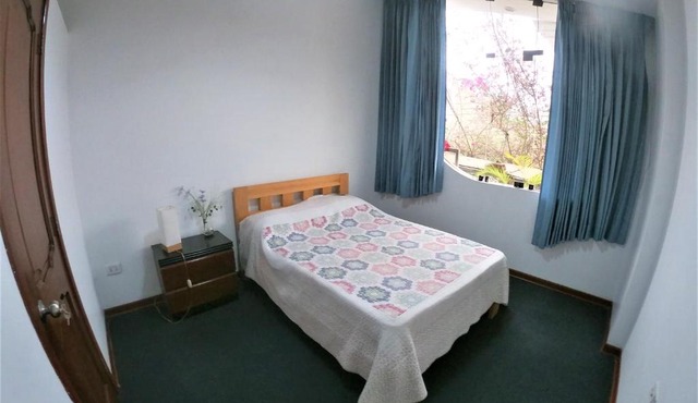 ACOGEDORA HABITACIÓN PRIVADA EN SURCO