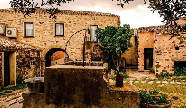 Albergo Diffuso Omu Axiu