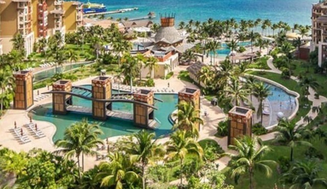 🌞 All-Inclusive Optional OceanFront Beach Resort 🏖️~ 𝕏 @MyBeachSuites Rentals