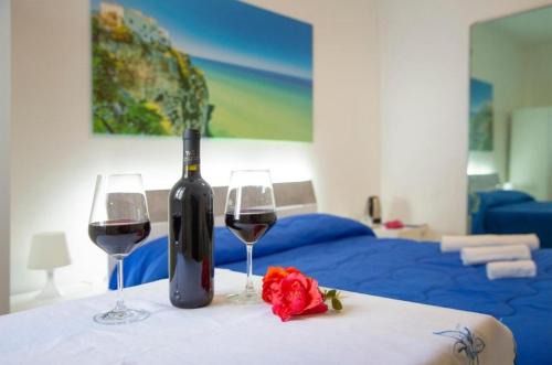 Anna e Augusto B&B -Embrace the world-4-minute walk from the Old Town丨Authentic local experience丨English-speaking staff and Wi-Fi - free shuttle to the station