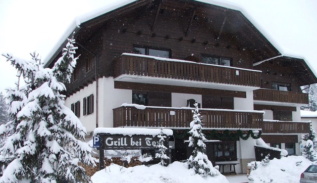 Apartment 3 minutes from the ski slopes for families.