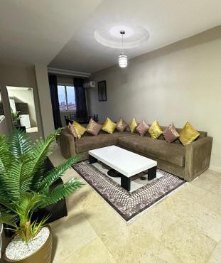 apartment 9 imm O
