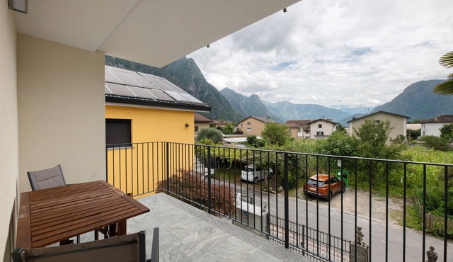 Apartment 'Appartamento' with Mountain View, Wi-Fi and Air Conditioning