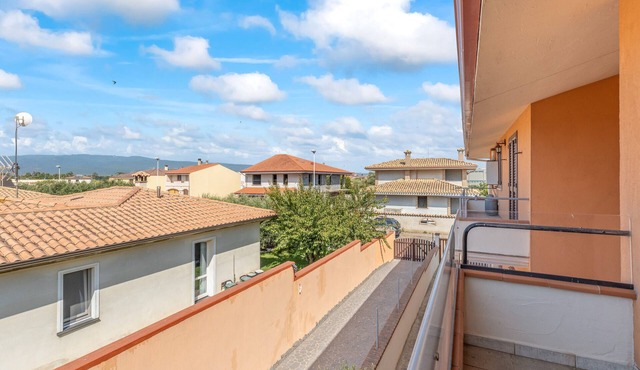 Apartment 'Elena' with Private Garden, Balcony and Air Conditioning