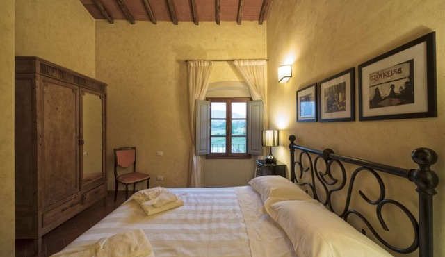 Apartment-Ensuite-Pool View