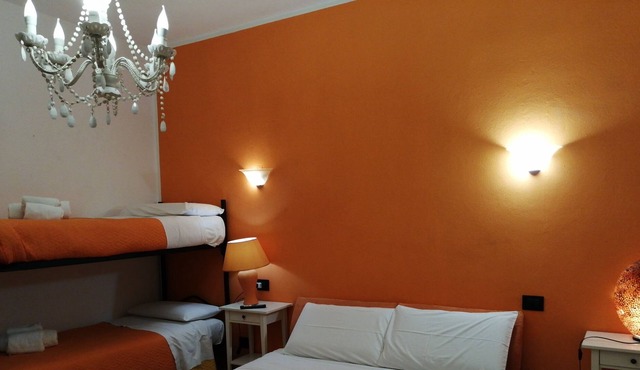 Apartment for 5 people in villa with garden