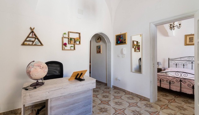 Apartment 'Gabriele Salento' with Private Terrace, Wi-Fi and Air Conditioning