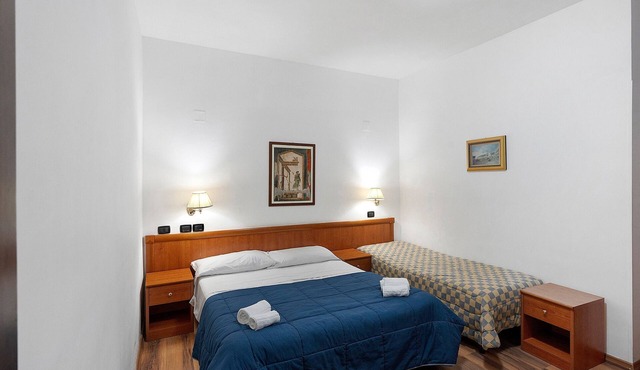 Apartment Hotel H Pompeii Ruiins - Standard Triple Room 8