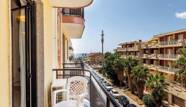 Apartment in Alghero with 1 bedrooms sleeps 4