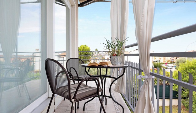 Apartment 'La Casa Dei Butei' with Private Garden, Wi-Fi and Air Conditioning
