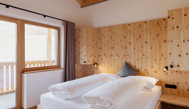 Apartment 'Maisonett Wohnung Muntalas' with Mountain View, Shared Garden and Wi-Fi