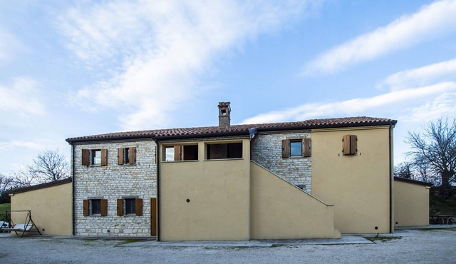 Apartment set between Portonovo and Mount Conero
