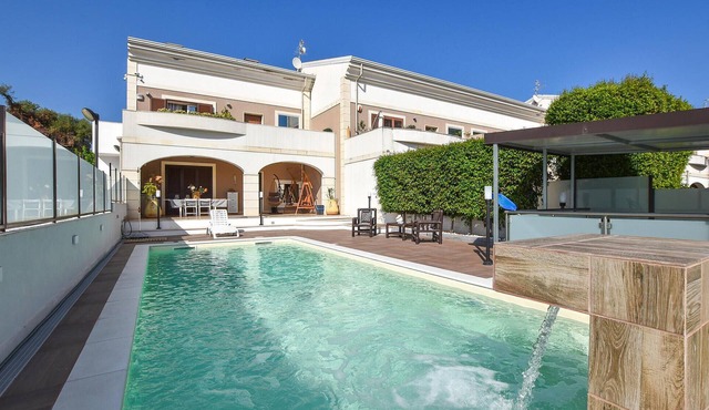 Awesome home in San Giovanni La Punta