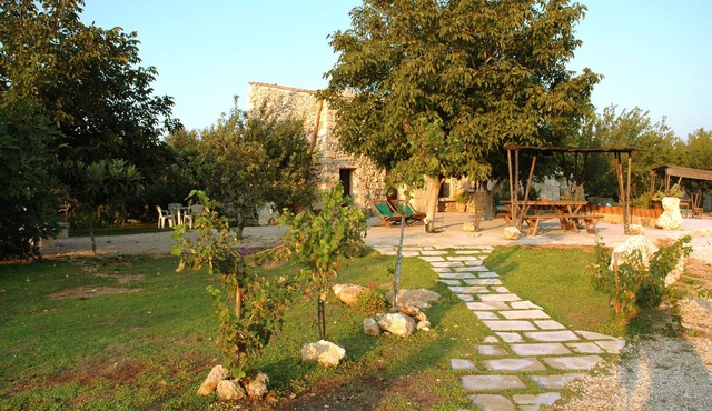 B - stone house - Villa Diana