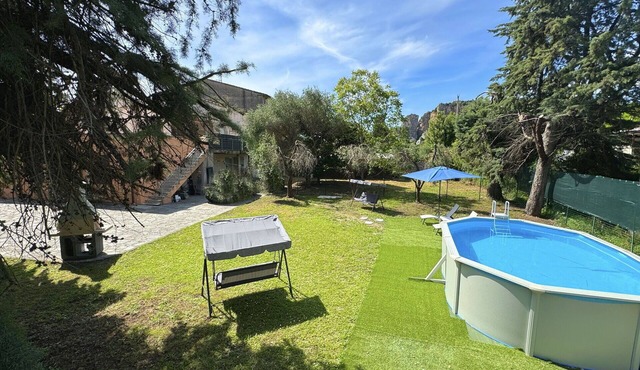 Beautiful private villa for 3 guests with WIFI, A/C, private pool, close to Pisa