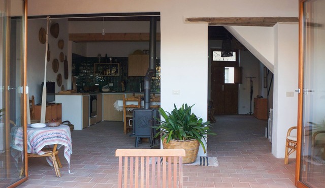 Beni benius - Two Bedroom Apartment, Sleeps 5