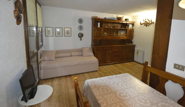 CACCIATORA APPARTAMENTO 022143-AT-672296