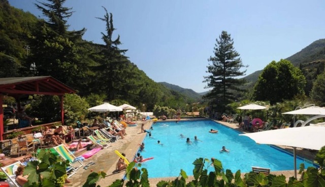 Camping 4 étoiles - Piscine - ef00af