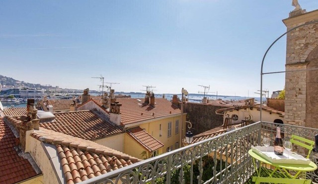 Cannes Balconies & Views | Beach & Palais within walking distance