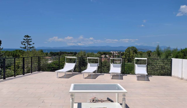 Capitana Bay Villa - Sardinia